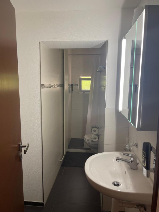 Haus Alpenhof Apartment Wassen Exterior photo